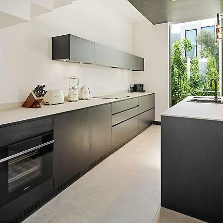 Cajab By Maxx Royal Hotel